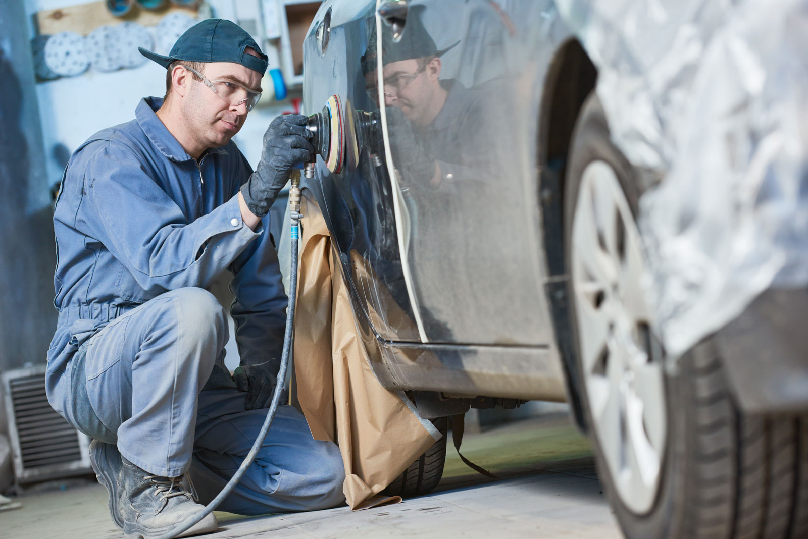 Cox Collision repair shop photo 5